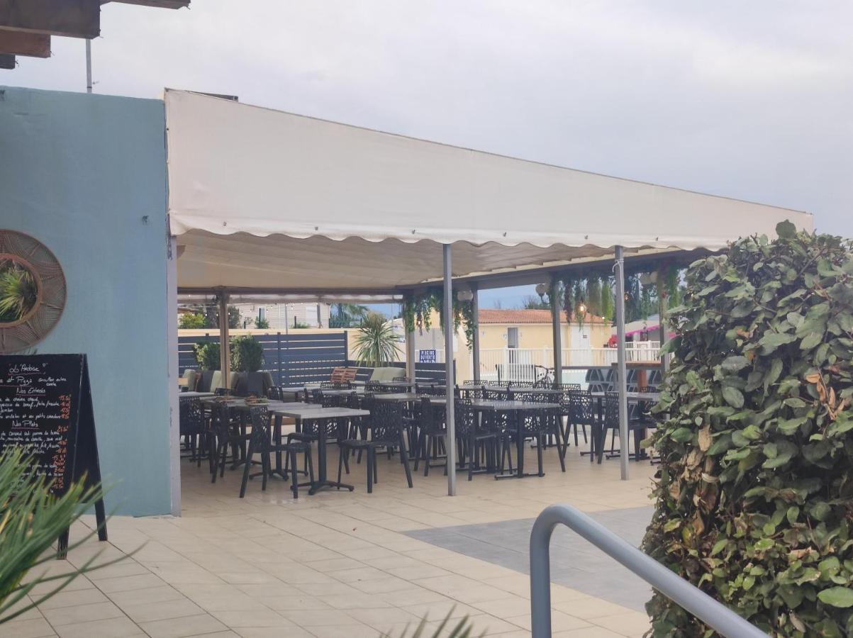 Vacances Familiales Dans Camping Avec Piscine Fréjus Exteriör bild