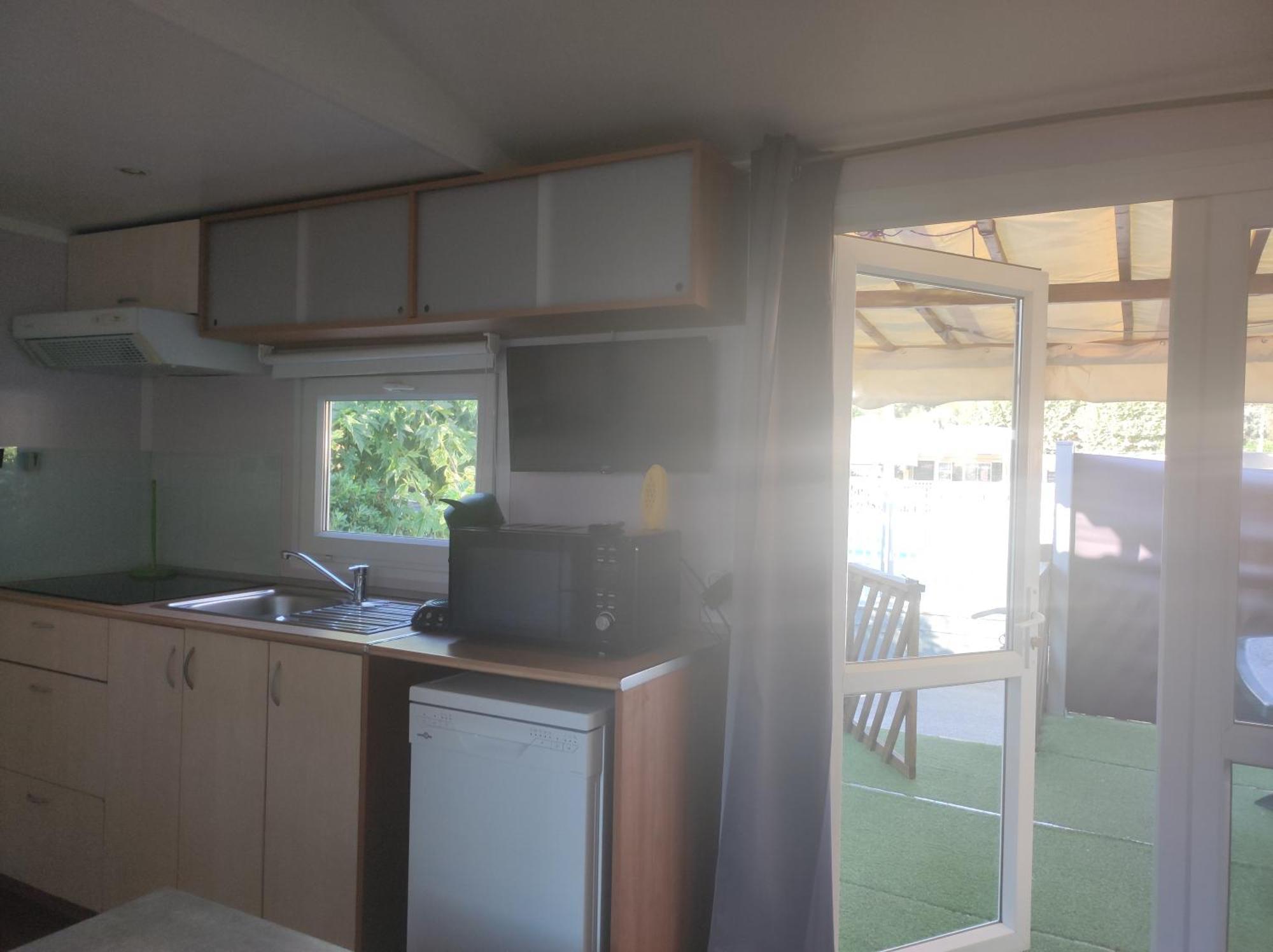 Vacances Familiales Dans Camping Avec Piscine Fréjus Rum bild