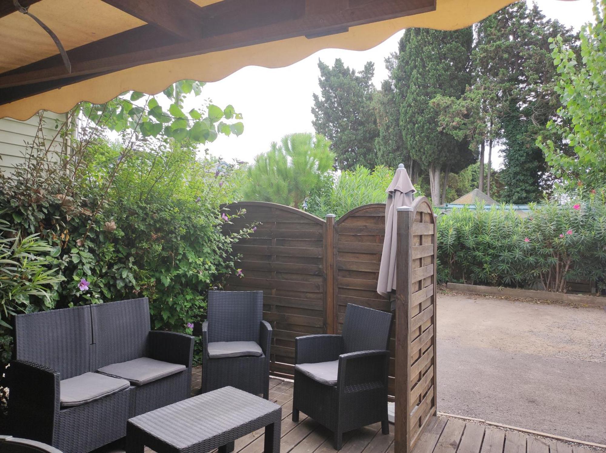 Vacances Familiales Dans Camping Avec Piscine Fréjus Rum bild