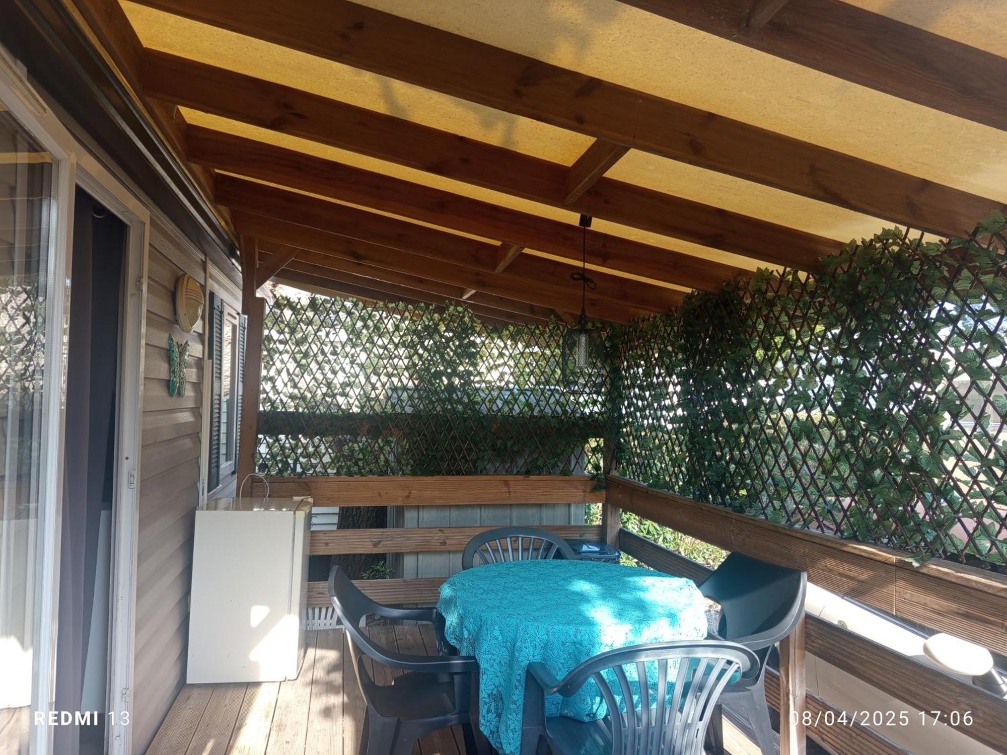 Vacances Familiales Dans Camping Avec Piscine Fréjus Rum bild